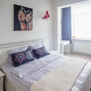 Cozy Studio, Center, Sea View Апартаменты Баку